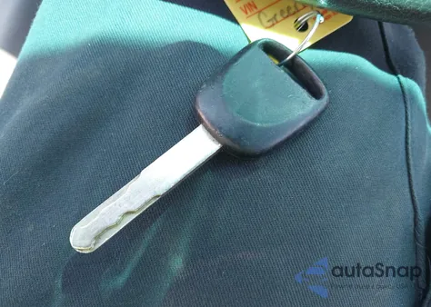 2005 Honda Civic Vp from USA, damaged, VIN 1HGES16315L025827